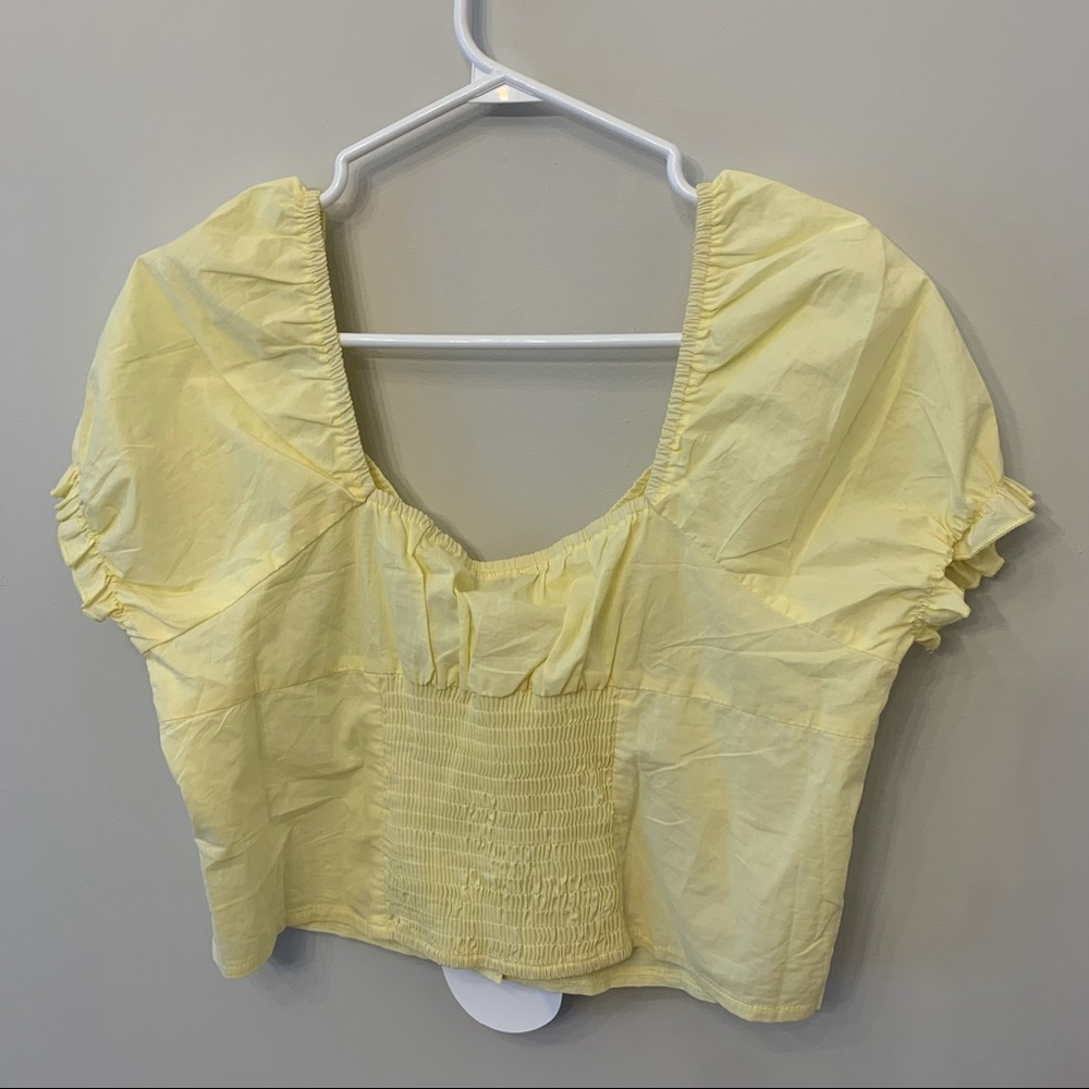 Princess Polly Butter Yellow Top - Picture 2 of 2